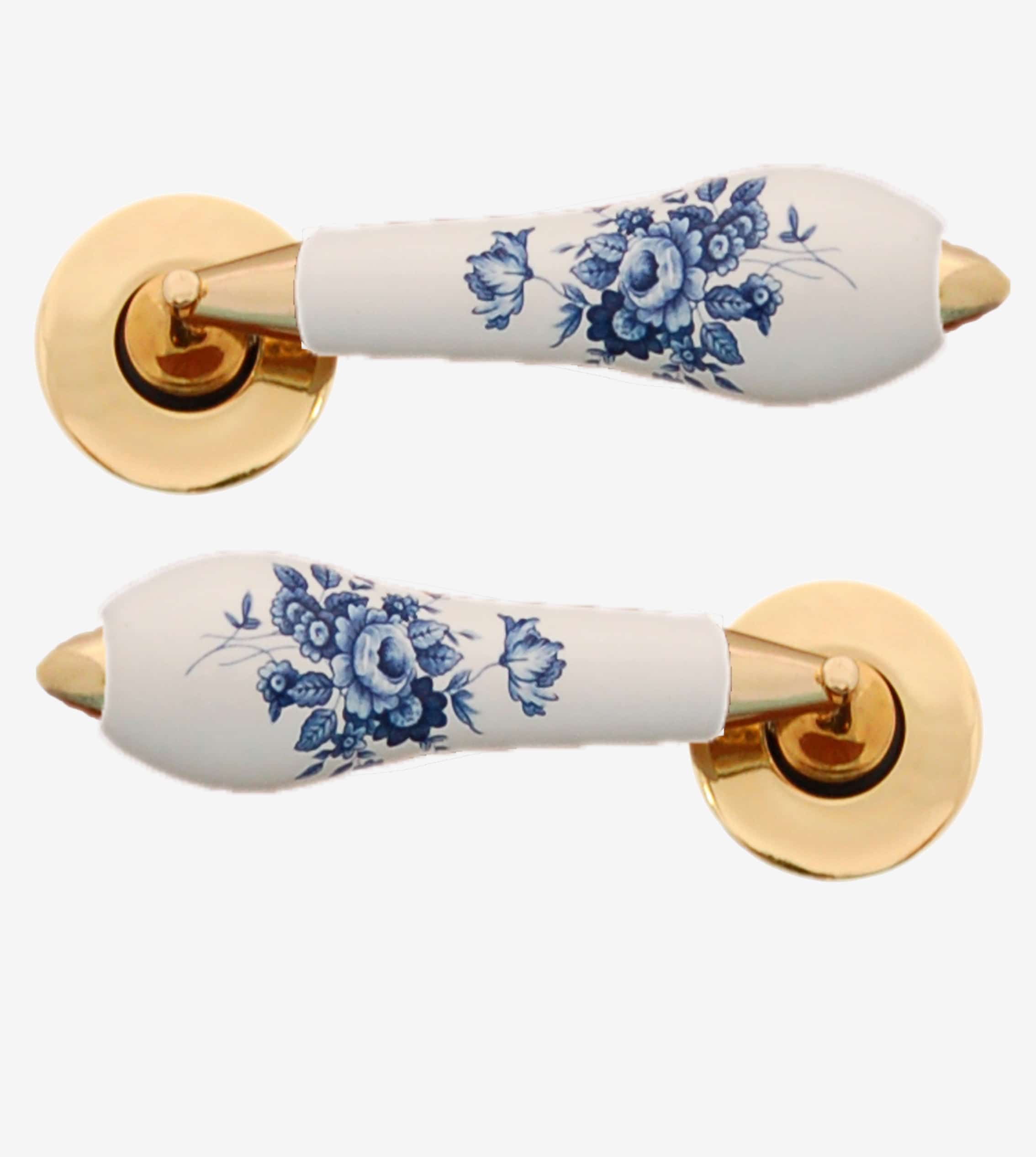 Saxony Chamonix Lever Door Handle On Rose (Pair)