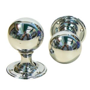 Rialto Round Chrome Doorknobs